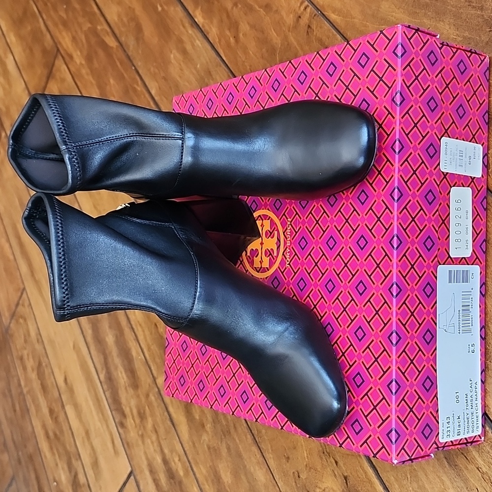 New TORY BURCH Sidney 70MM Misa Calf Stretch Napa Leather Ankle Booties 6.5